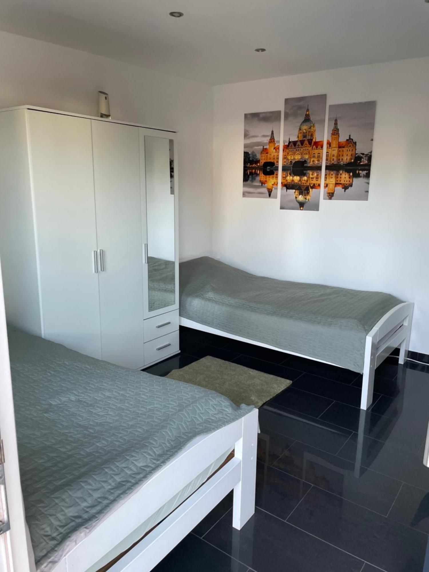Ferienwohnung Mit Fussbodenheizung Nahe Messe, Gratis Parkplatz Und Abstellplatz E - Bike Hannover Dış mekan fotoğraf